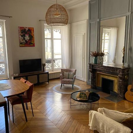 Beautiful 3Br Apt In Lyon Center Exterior photo